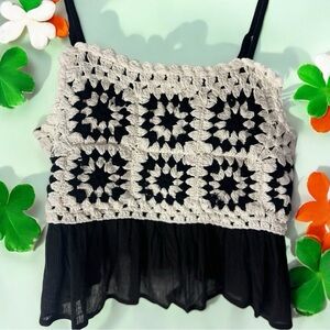 REBELLION Boho Crochet Crop Top Black & White size XS